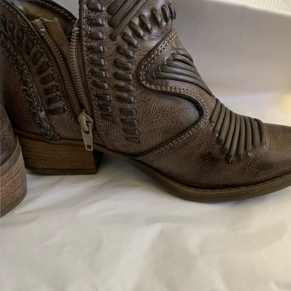 Western bootie